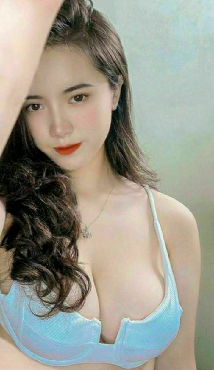 Người đẹp thể thao này rất quyến rũ và có khả năng hợp tác hoàn hảo. Cô ấy bị làm tình quá mạnh đến nỗi khóc như ma. Số tiền này không dễ kiếm đâu...